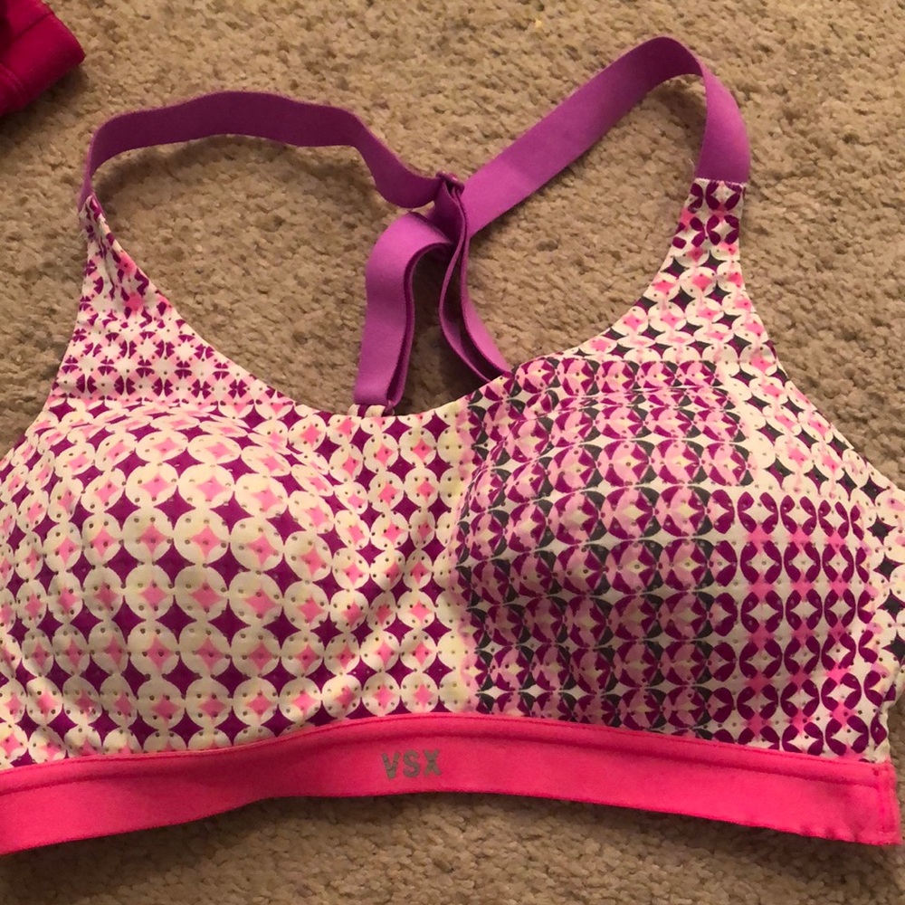 Vs sports bra